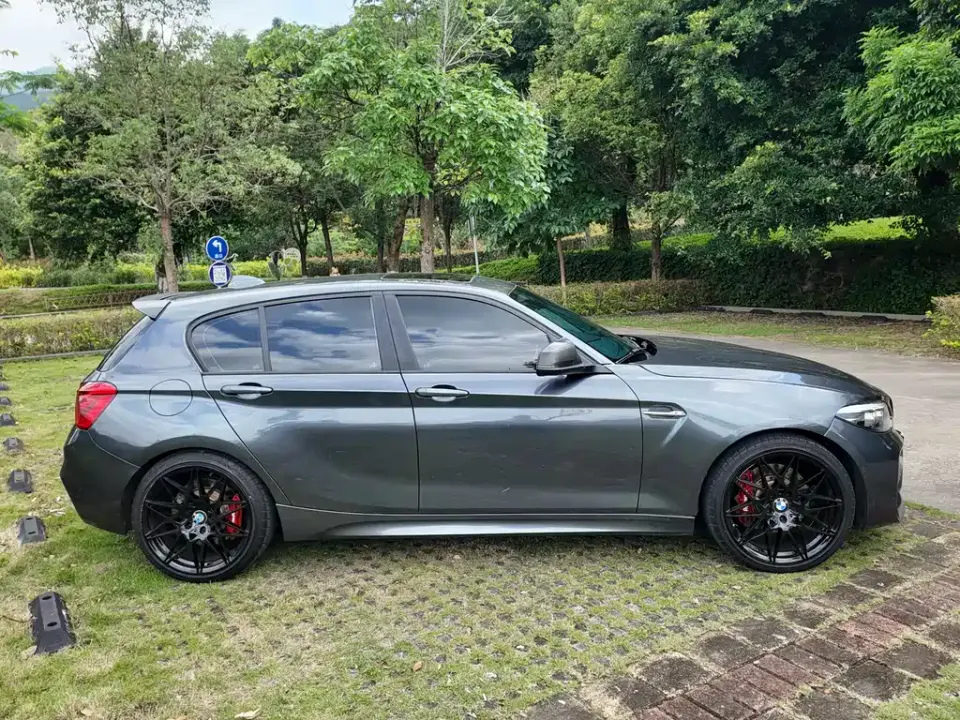 BMW 1 Series (Import)