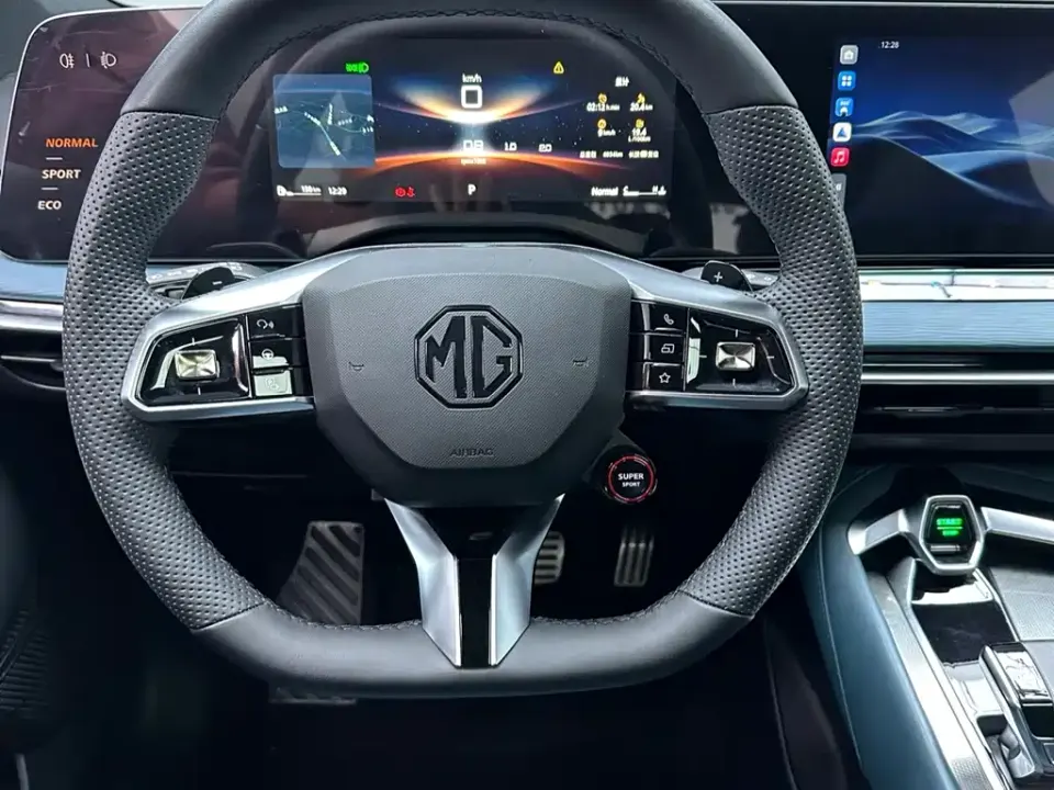 MG MG7
