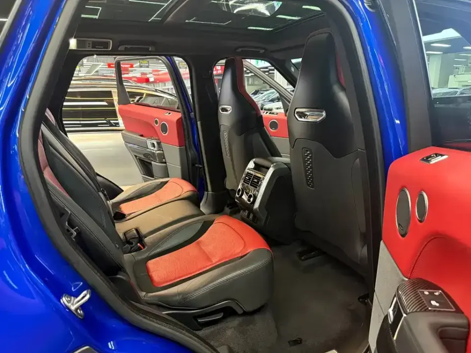 Land Rover Sport