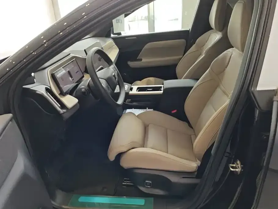 Volvo XC70 PHEV