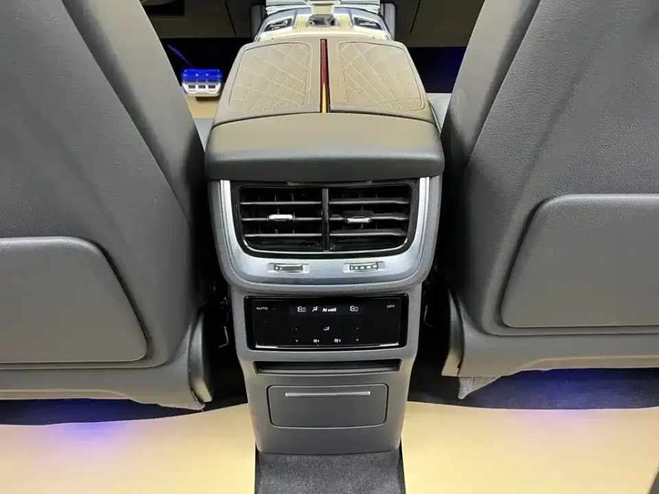Hongqi Hongqi E-HS9