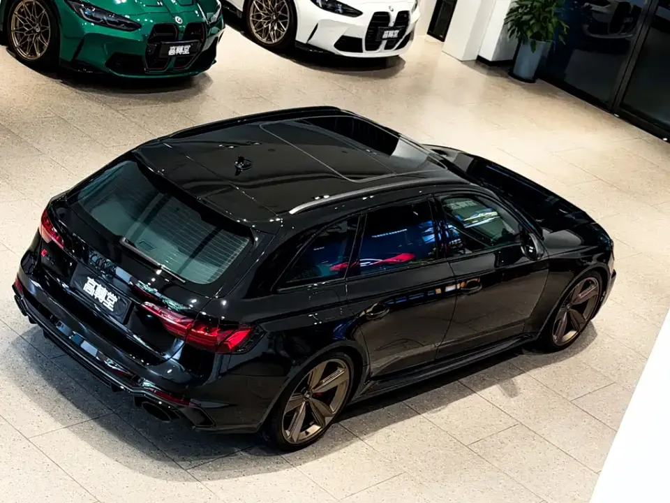Audi RS 4