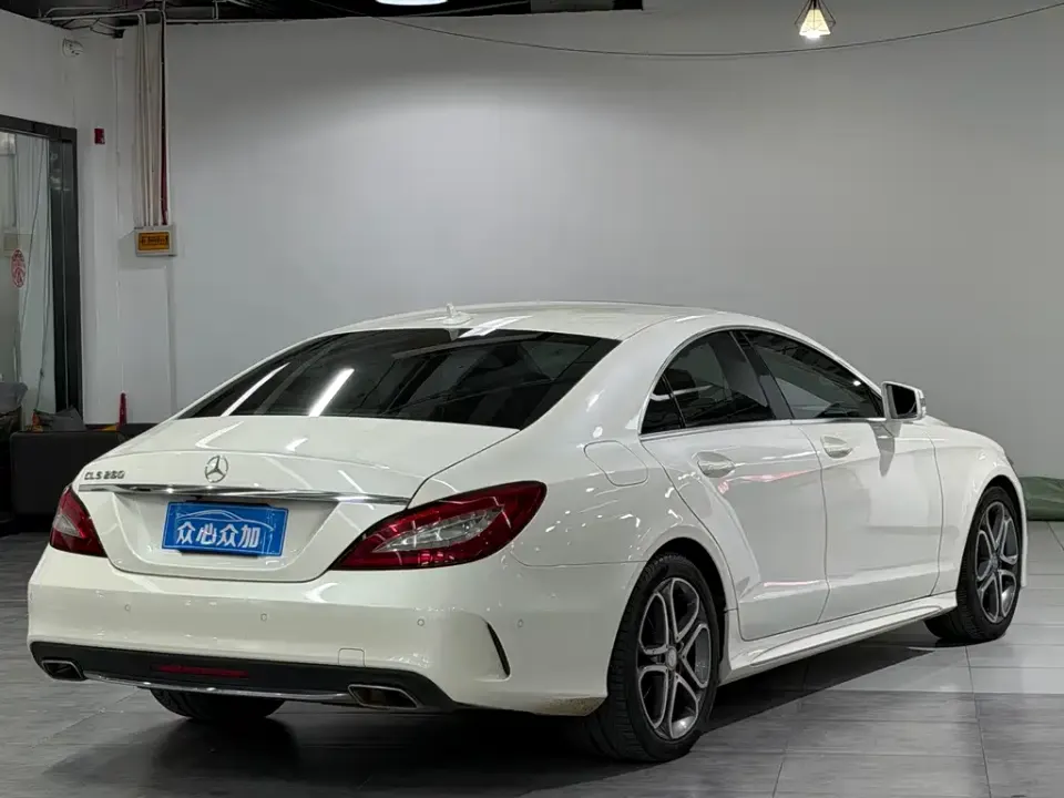 Mercedes-Benz CLS