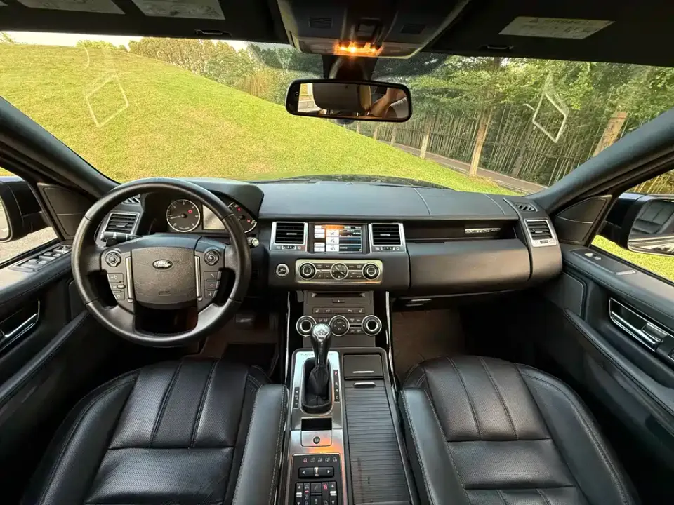 Land Rover Sport