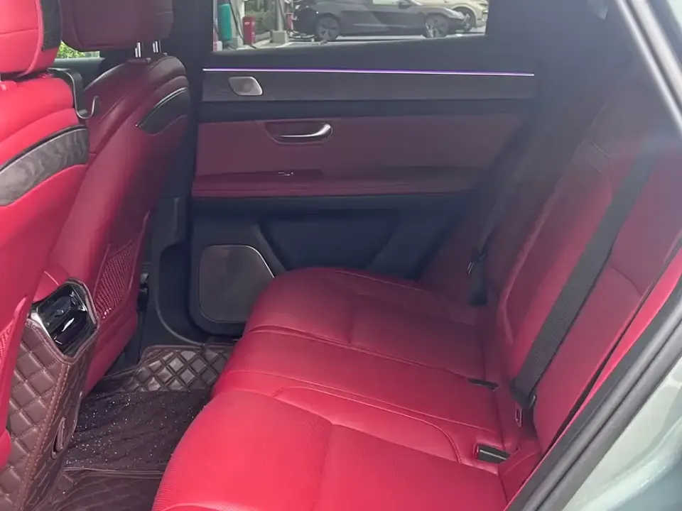 AITO AITO M5