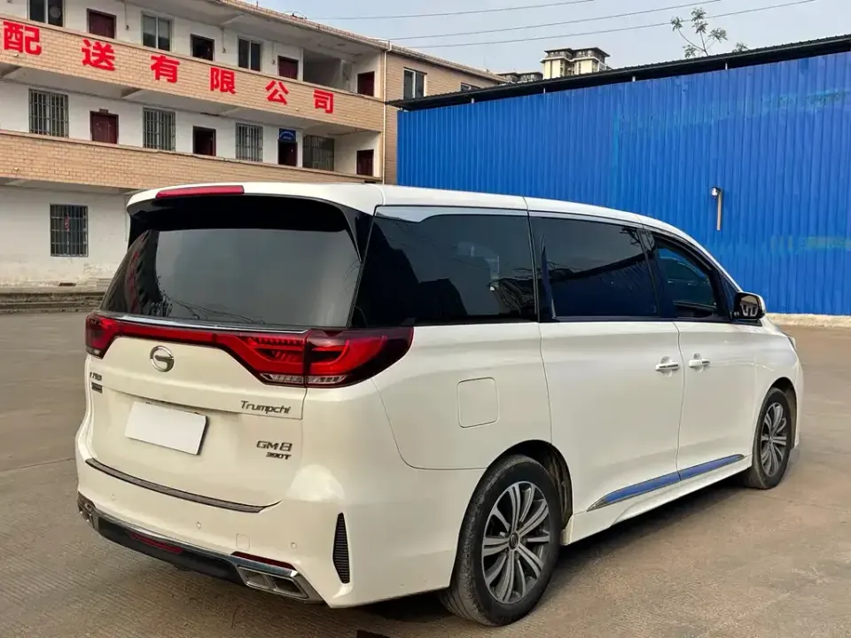 GAC Trumpchi M8