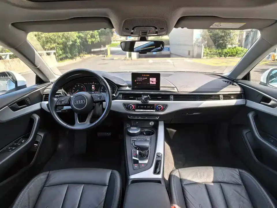 Audi A5 (Import)