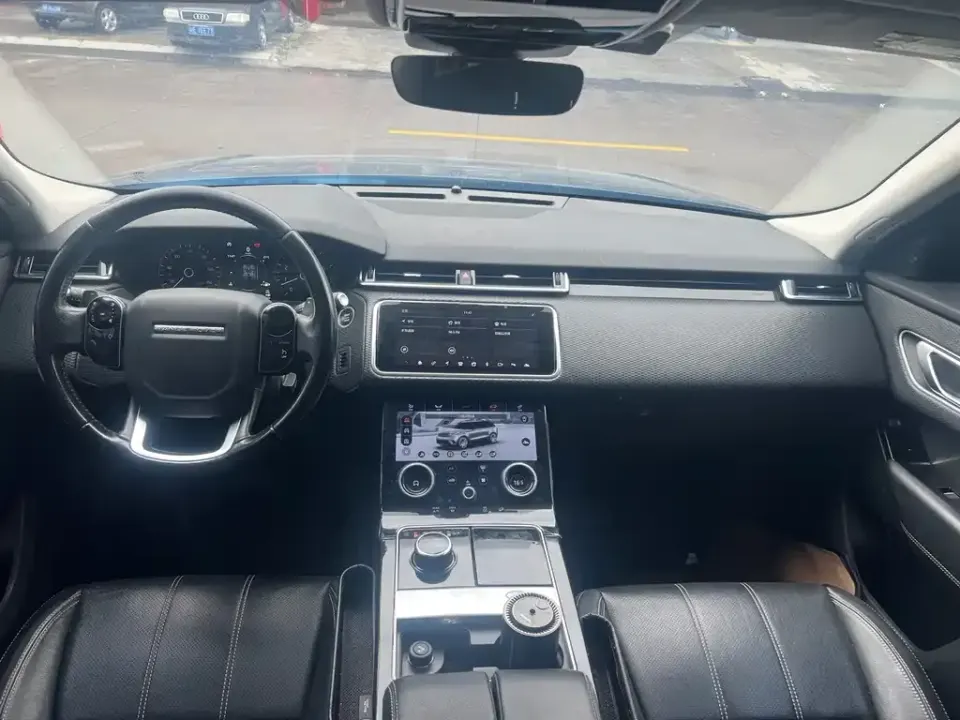 Land Rover Velar
