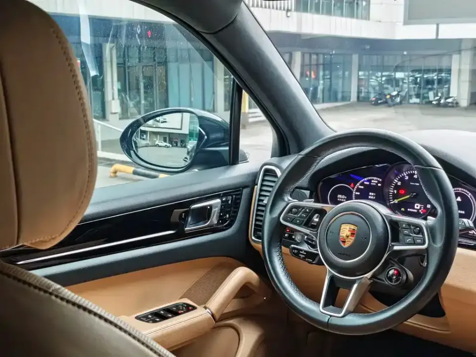 Porsche Cayenne Hybrid