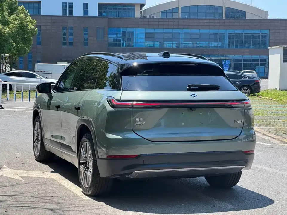 Nio ES7