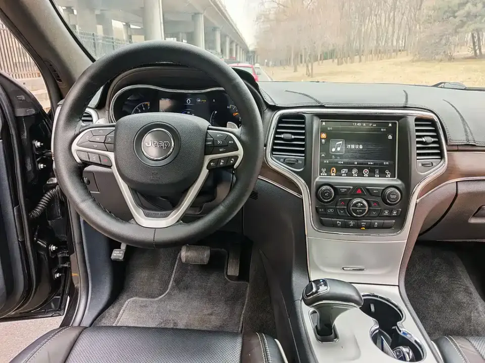 Jeep Grand Cherokee (Import)