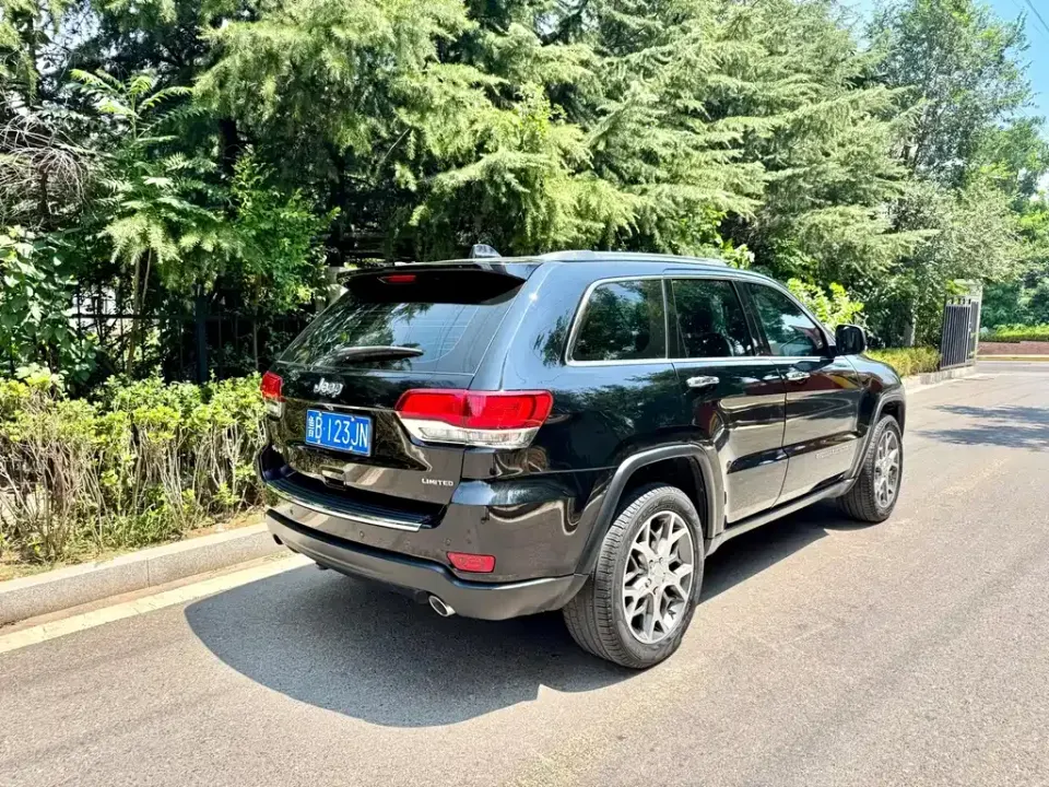 Jeep Grand Cherokee (Import)