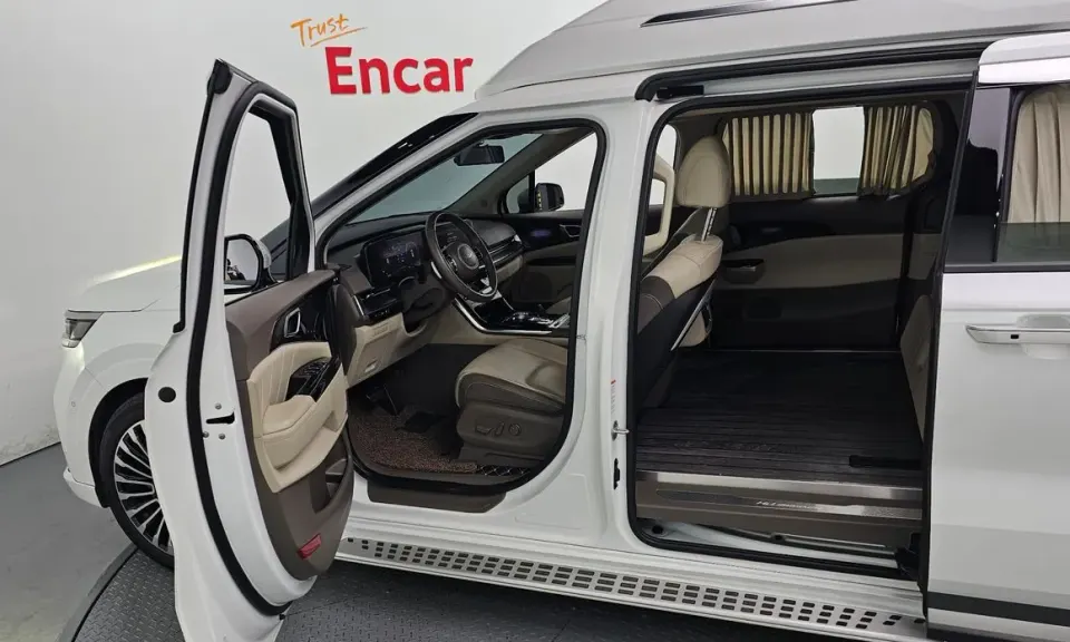 Kia Canival