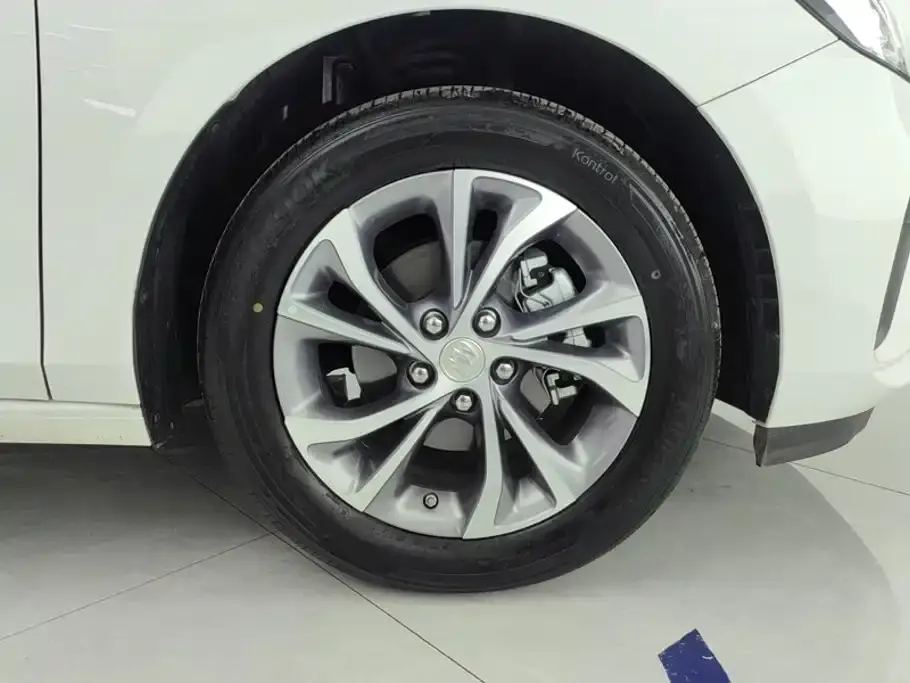 Buick Verano