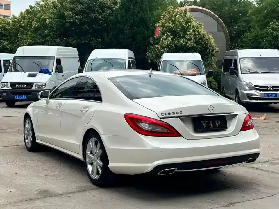 Mercedes-Benz CLS