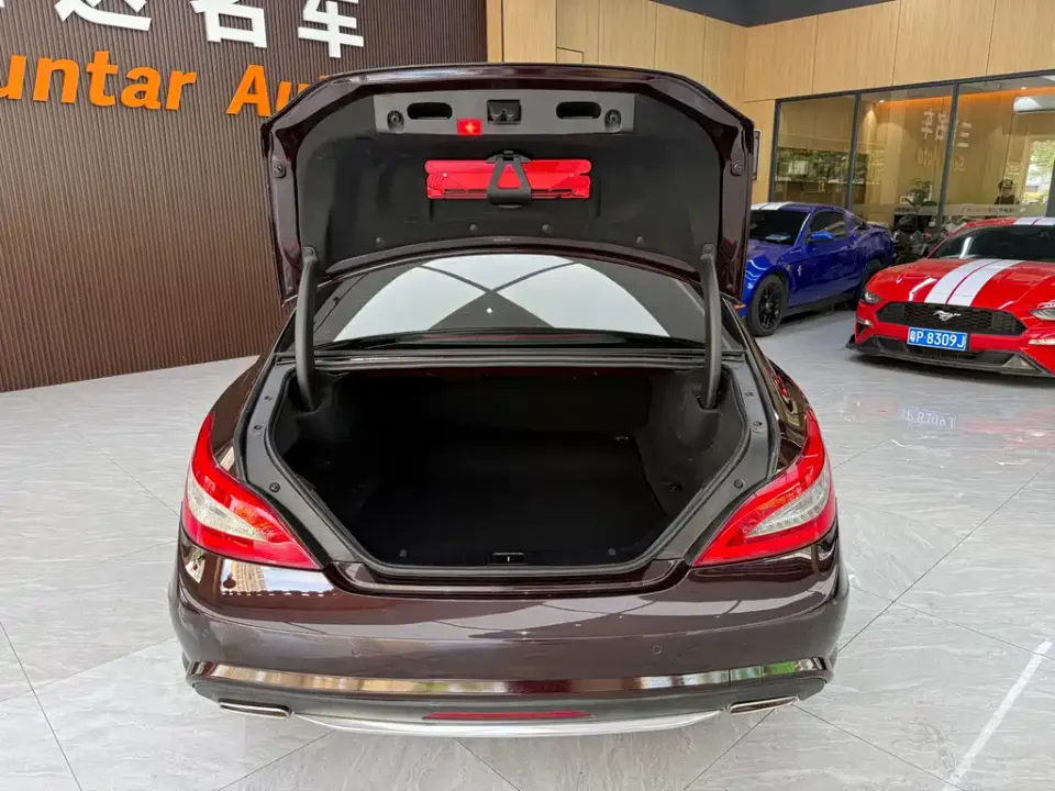 Mercedes-Benz CLS