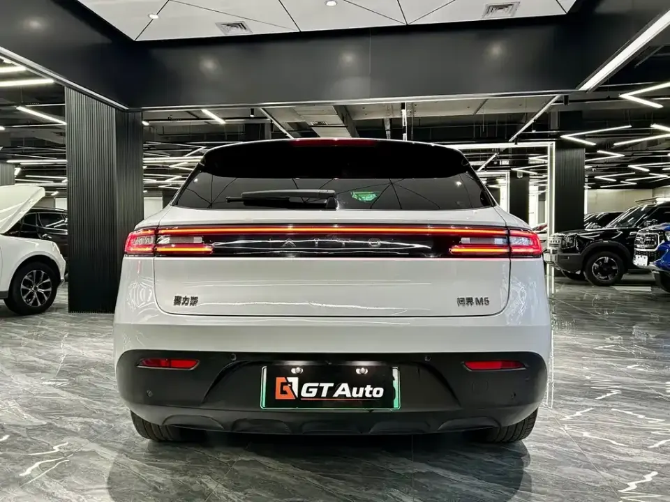AITO AITO M5