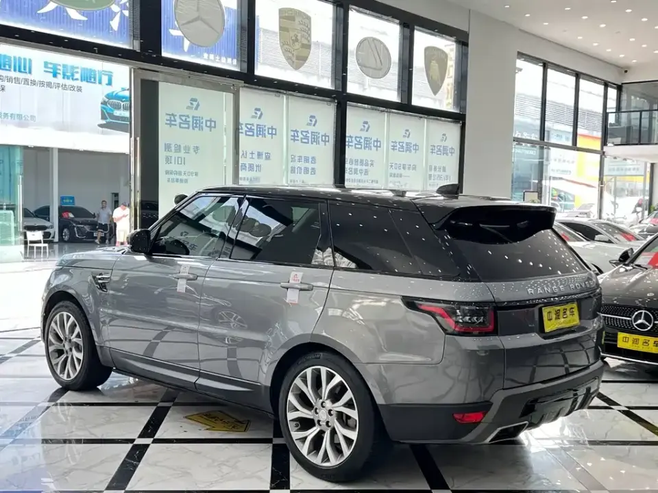 Land Rover Sport