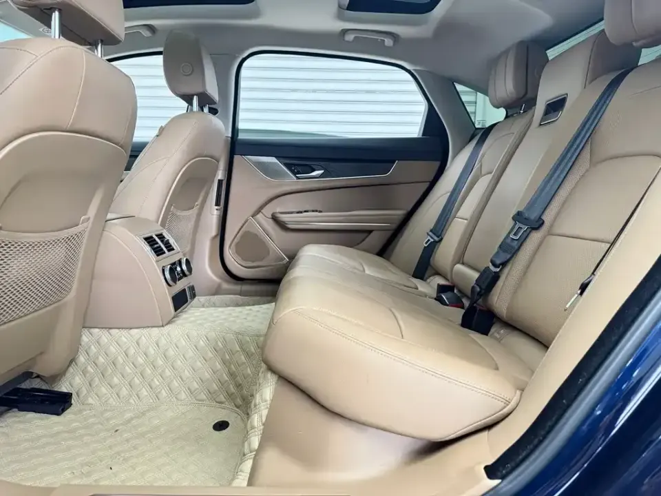 Jaguar XFL