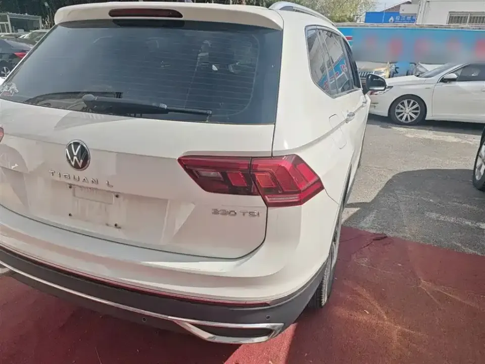 Volkswagen Tiguan L