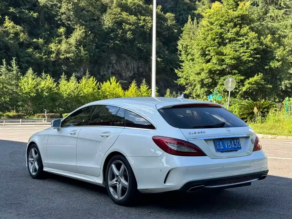 Mercedes-Benz CLS