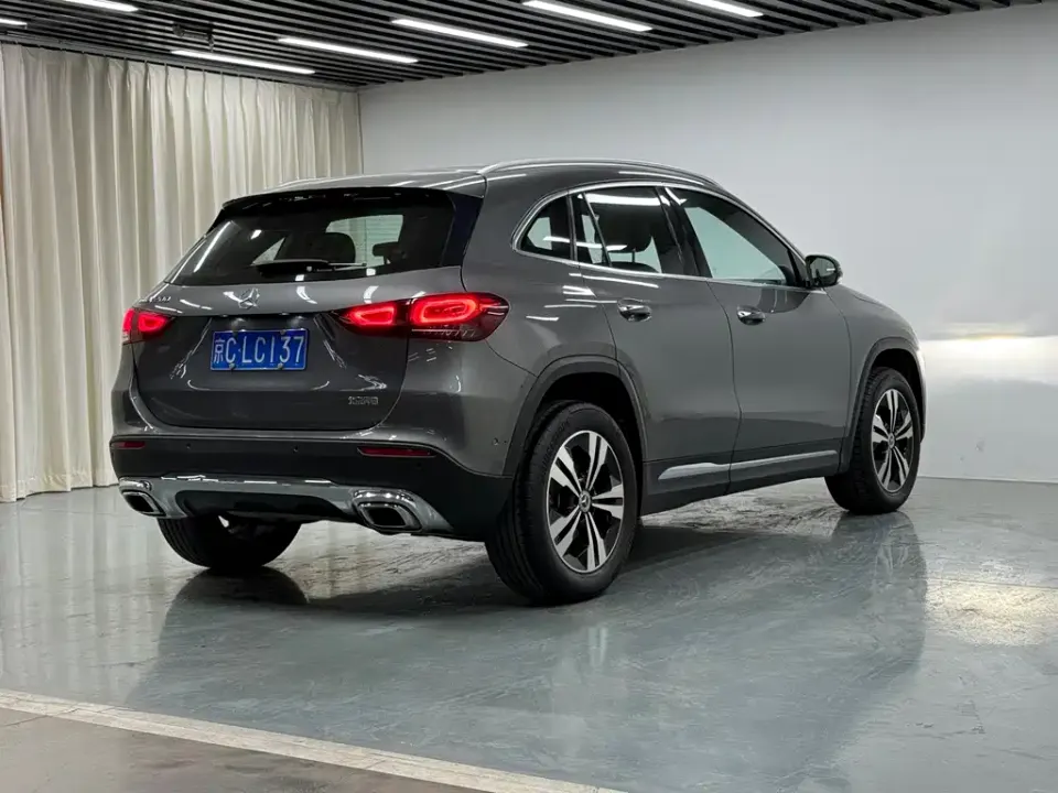 Mercedes-Benz GLA