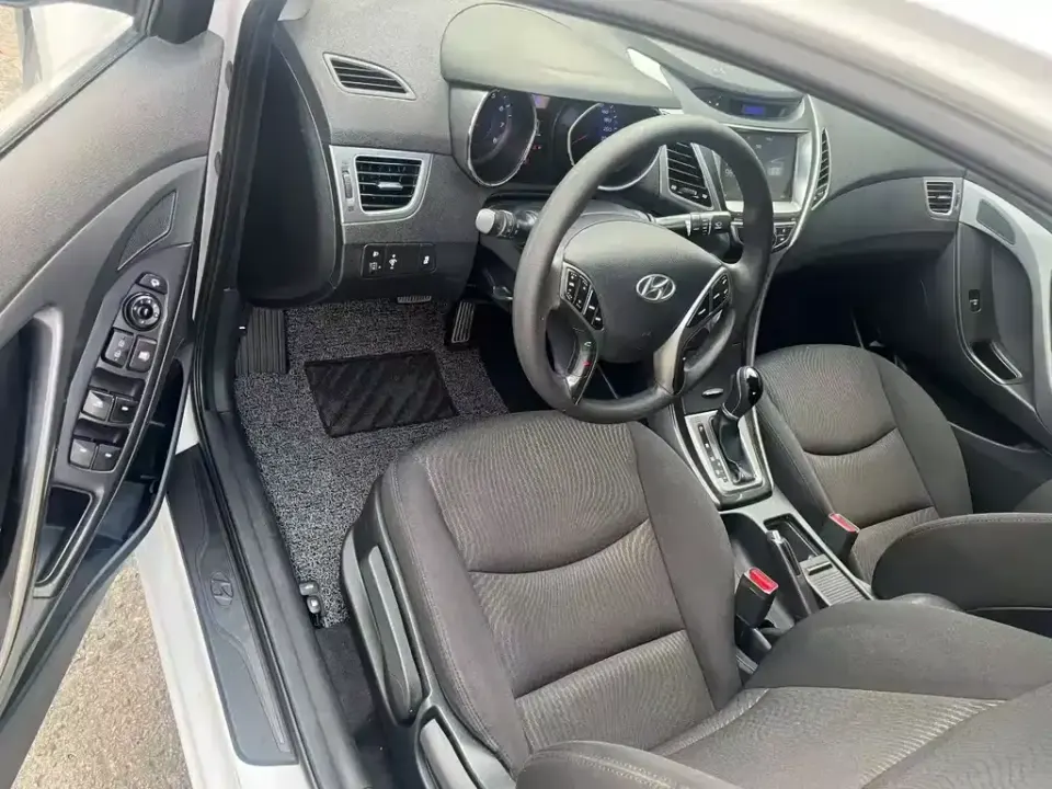 Hyundai Elantra Langdong