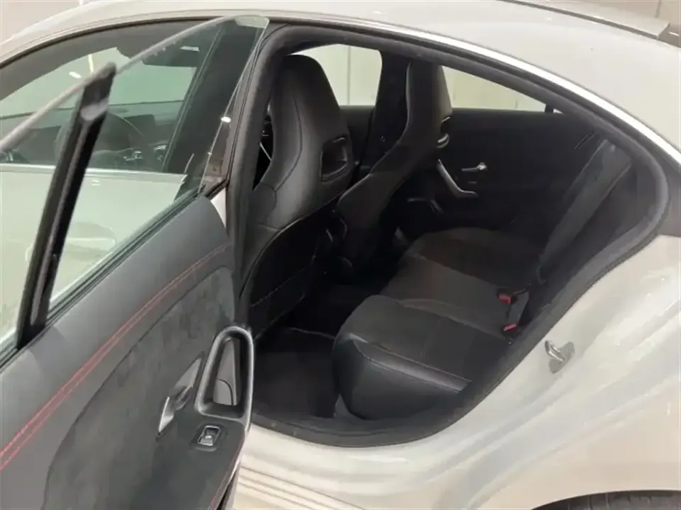Mercedes-Benz CLA (Import)