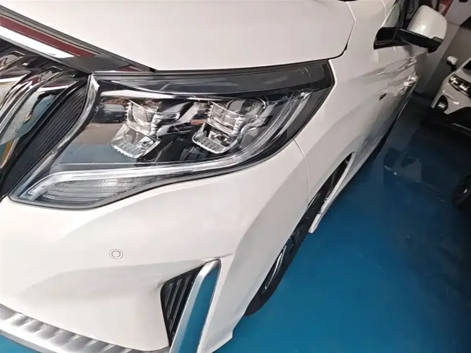 GAC Trumpchi M8