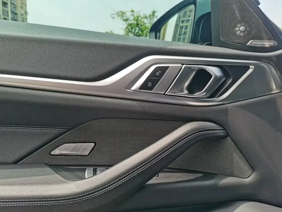 BMW i4 M