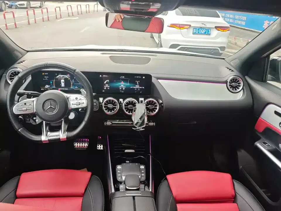 Mercedes-Benz GLA AMG