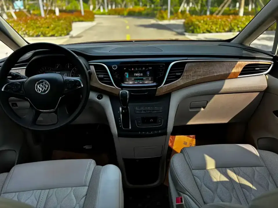 Buick GL8