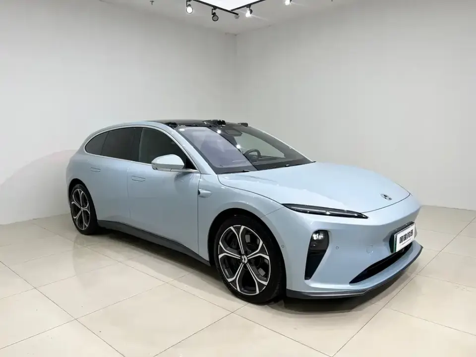 Nio ET5T
