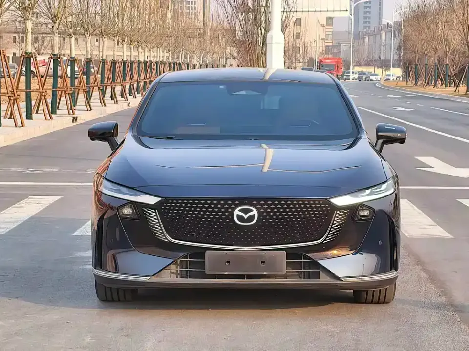 Mazda EZ-6