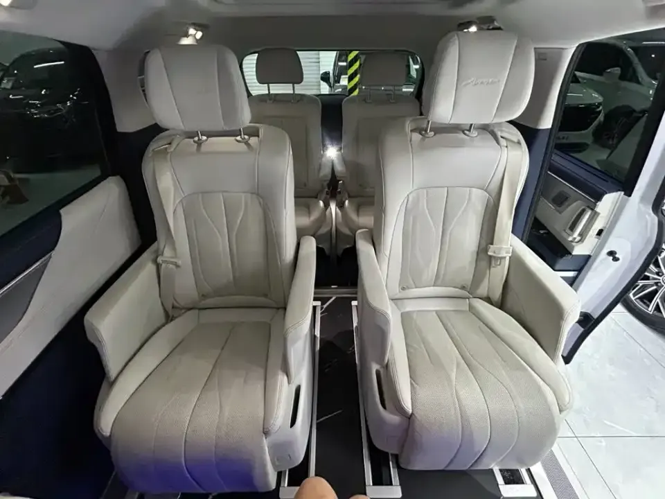 Buick GL8 Hybrid