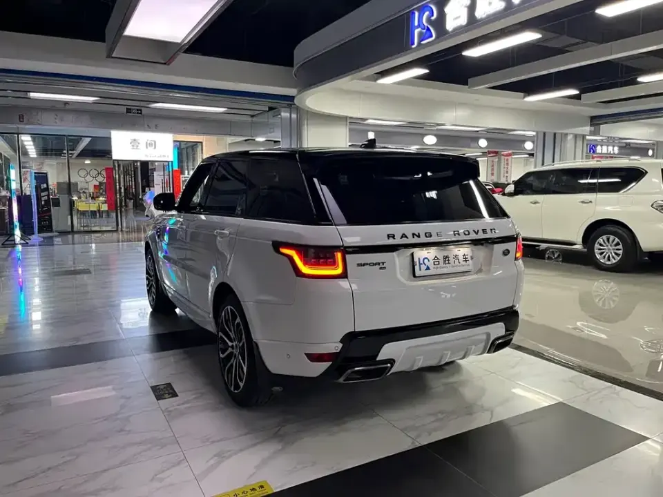 Land Rover Sport