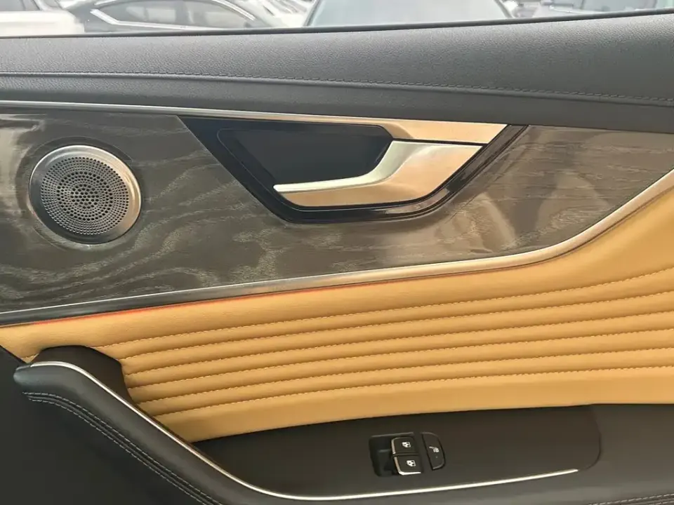Hongqi Hongqi HS5