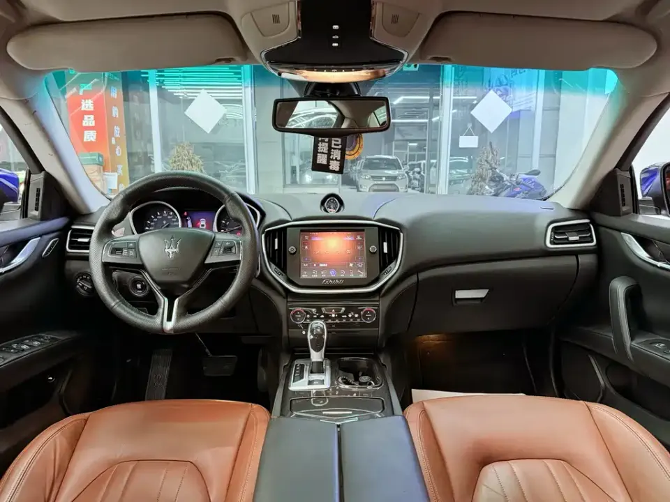 Maserati Ghibli
