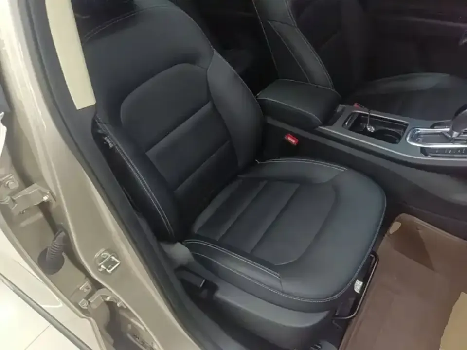 Geely Emgrand GS