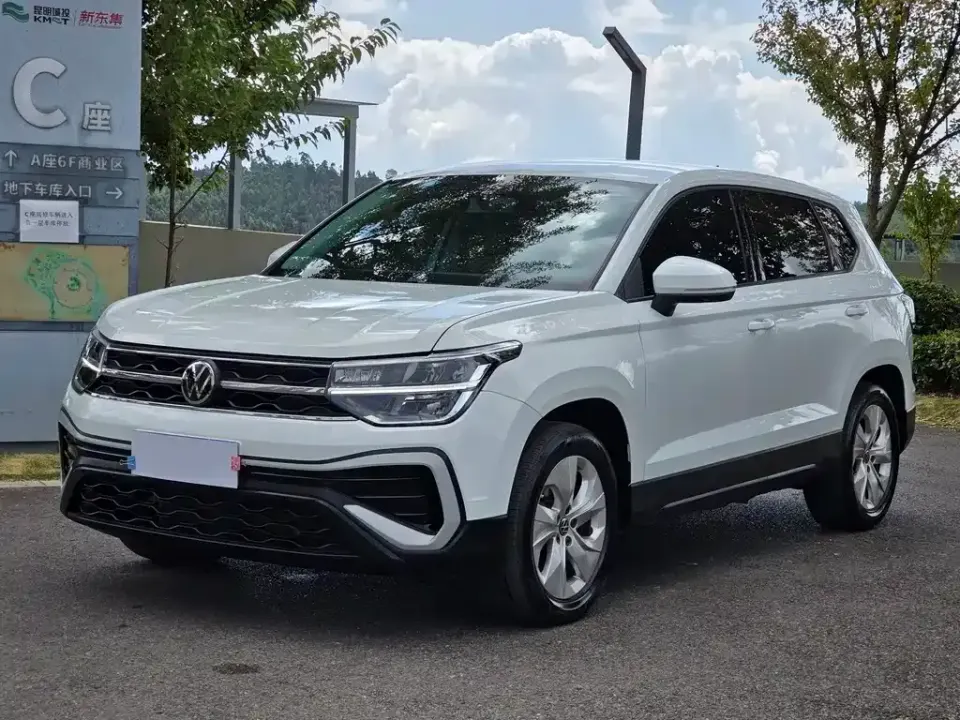 Volkswagen Tharu