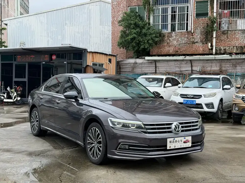 Volkswagen Phideon