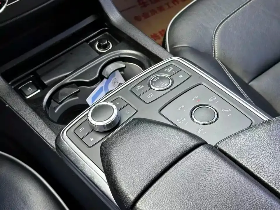 Mercedes-Benz M-Class