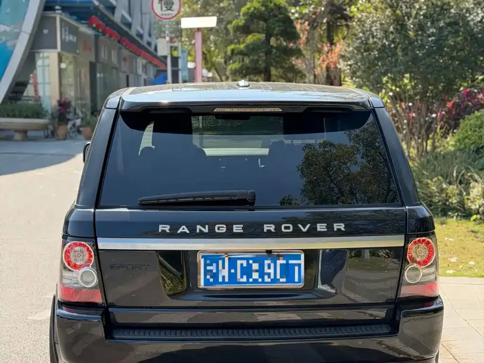 Land Rover Sport