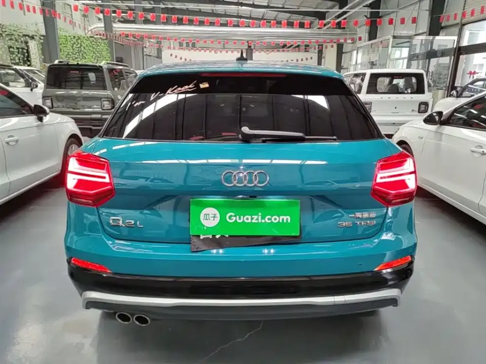 Audi Q2L