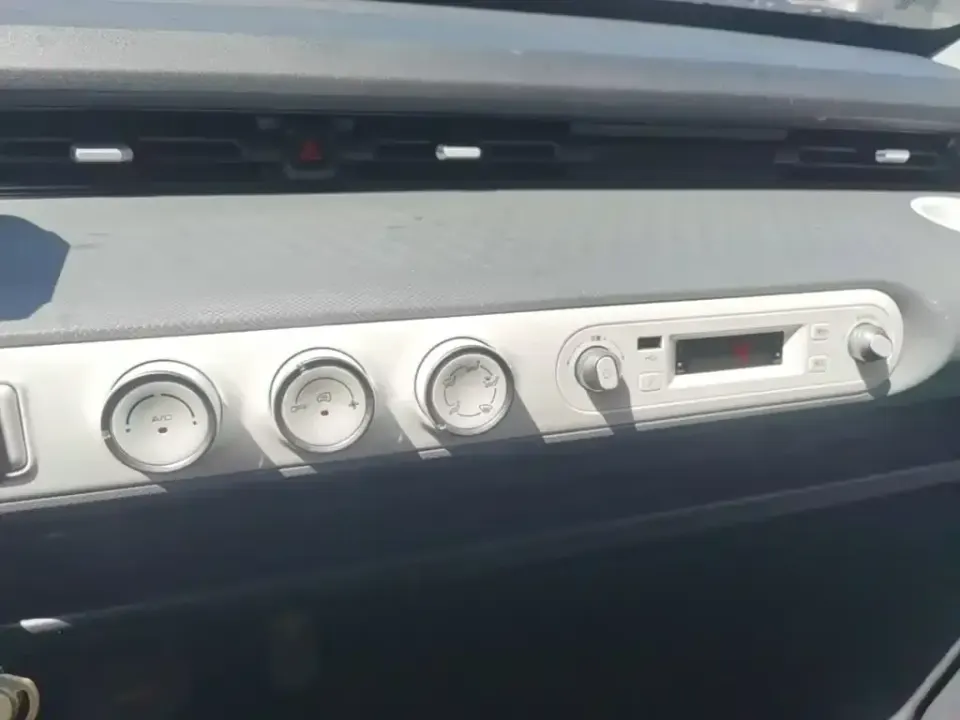 Wuling MINIEV
