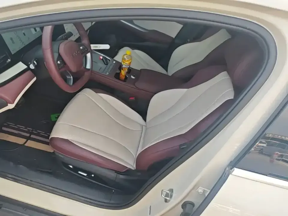 BYD Seal 07 DM-i
