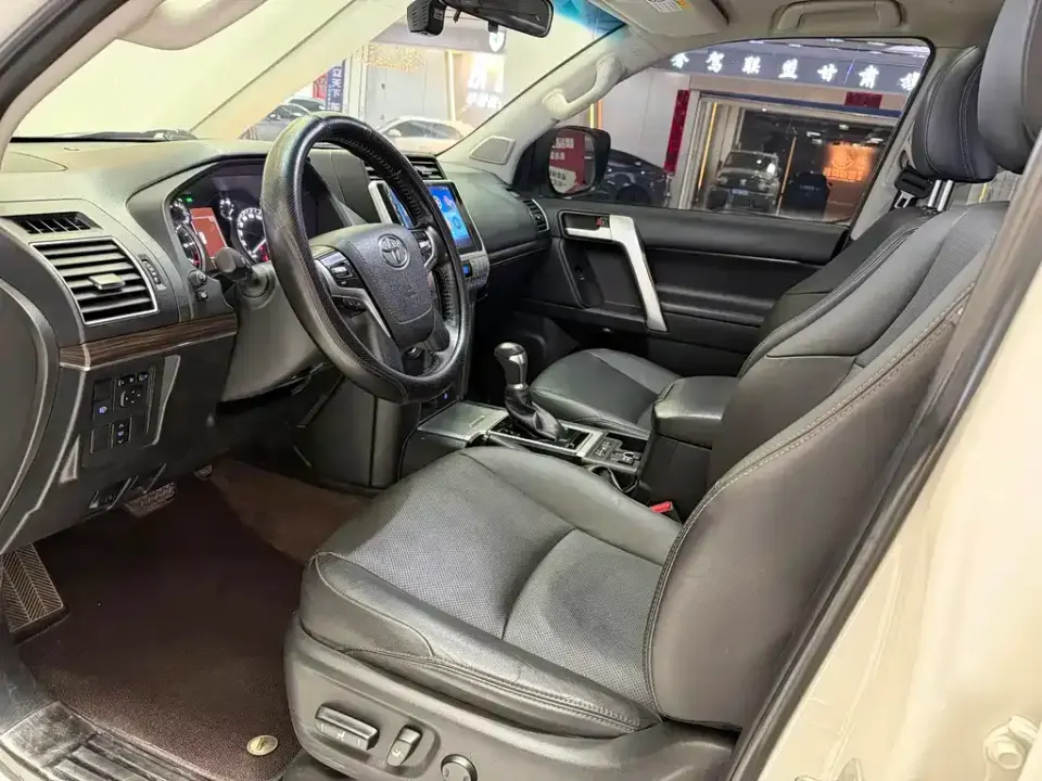 Toyota Prado