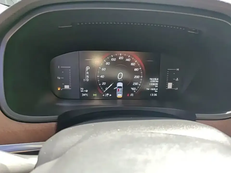 Volvo S90