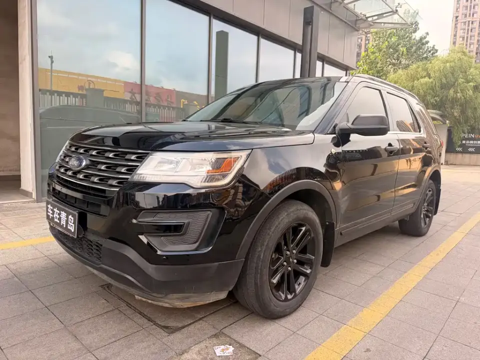 Ford Explorer (Import)