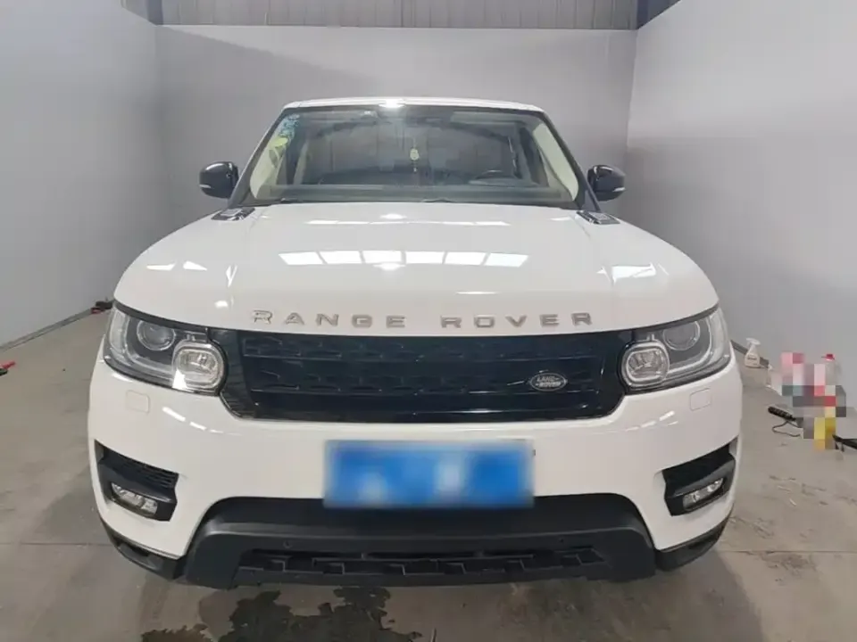 Land Rover Sport